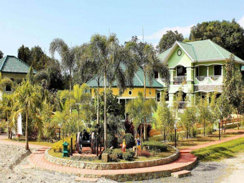 Dureme Mansion Hotel And Resort Castillejos Eksteriør bilde